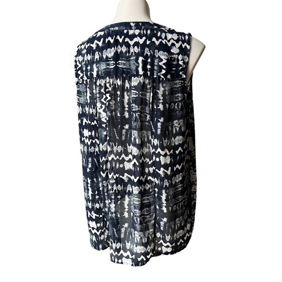 Artesia V-Neck Sleeveless Tie Front Top, Sz L - Picture 4 of 12